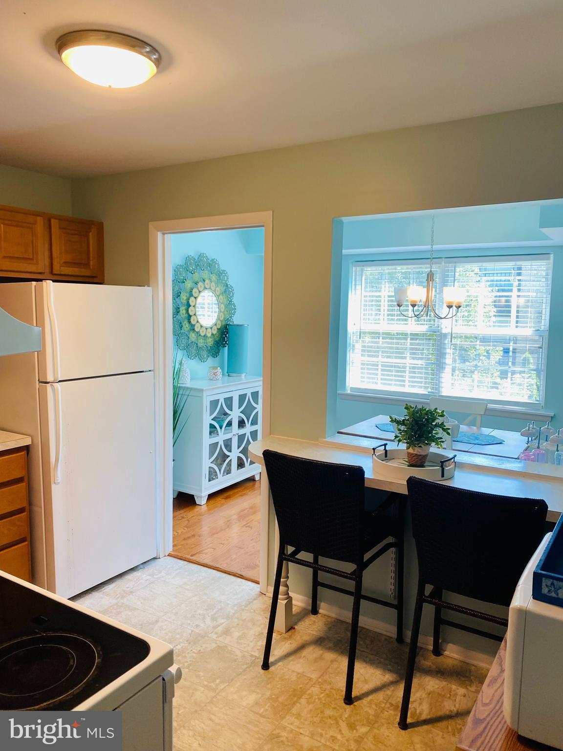 HICKORY HILLS CONDOMINIUMS - Residential