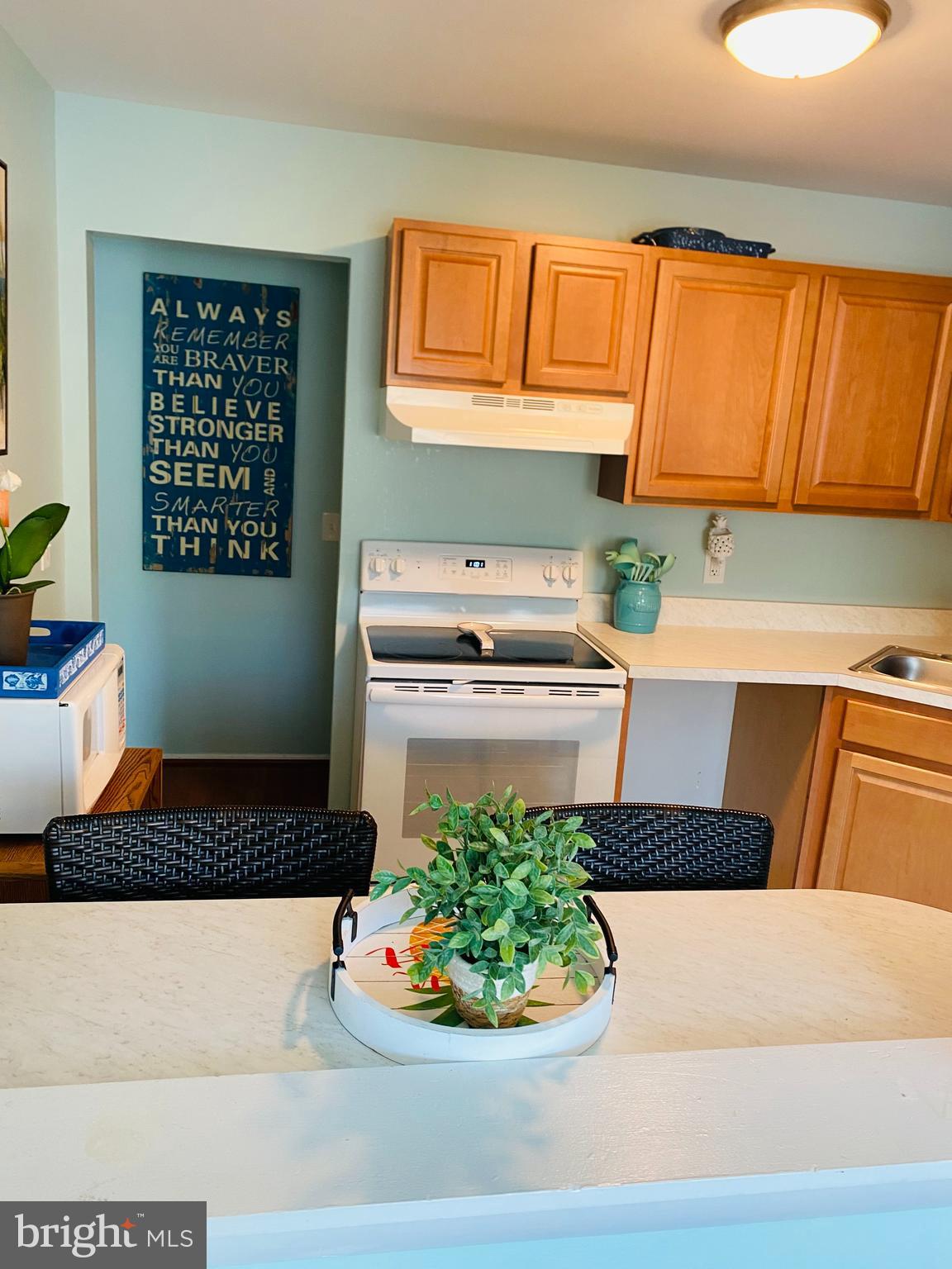 HICKORY HILLS CONDOMINIUMS - Residential