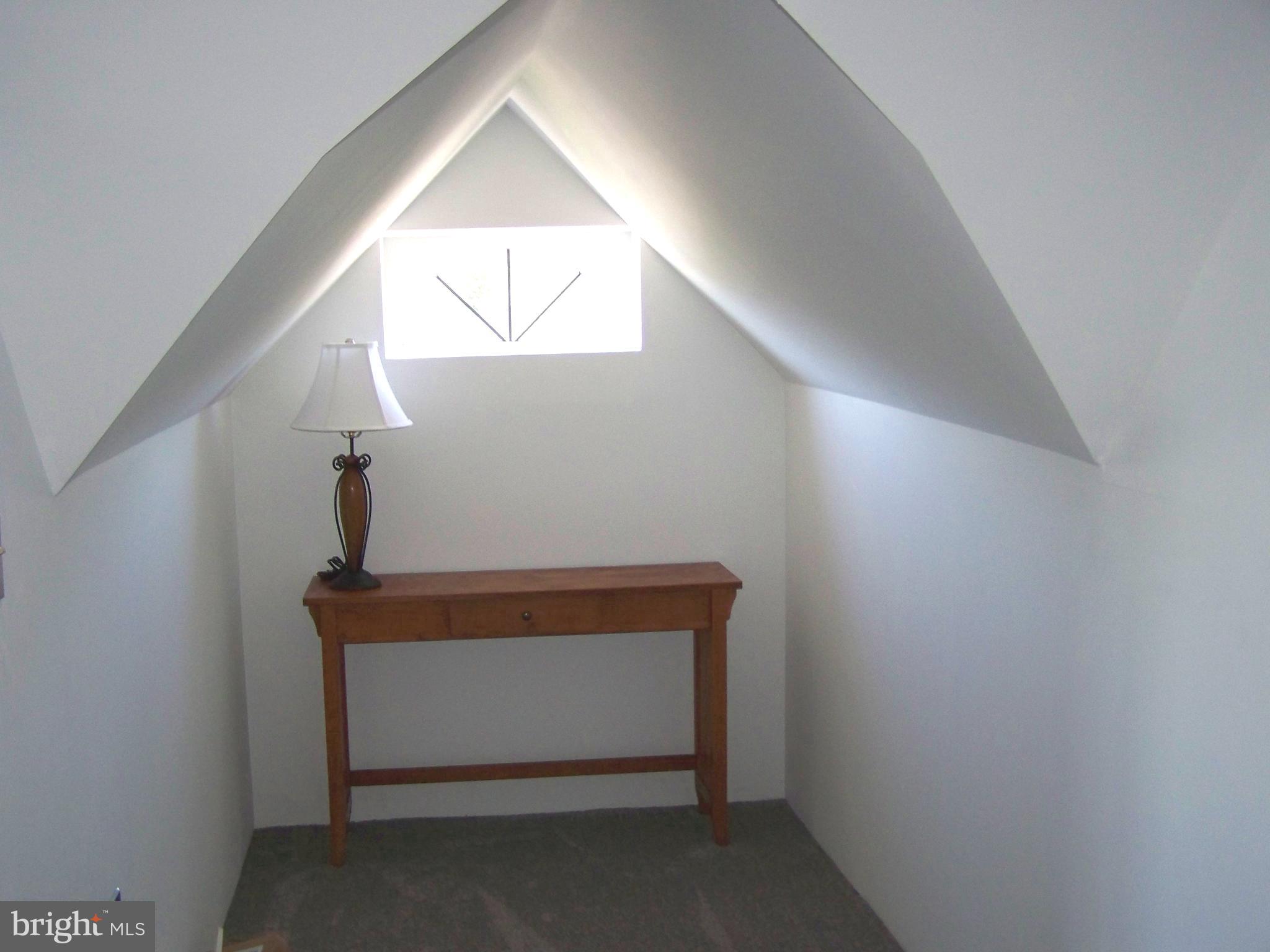 HILLBROOK - Residential