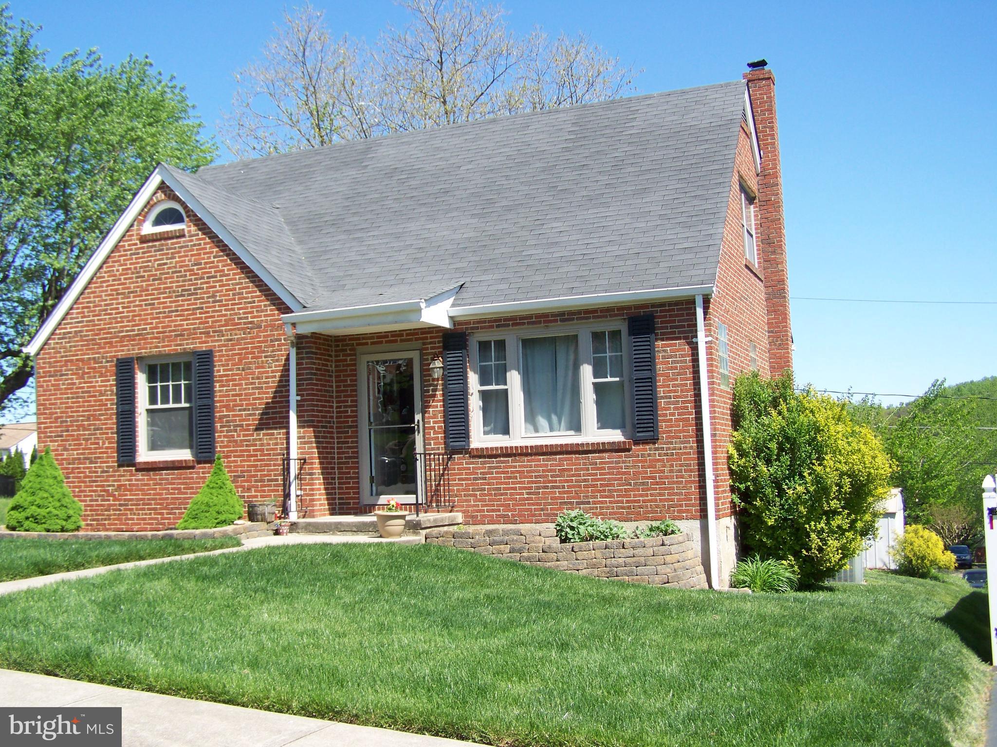 HILLBROOK - Residential