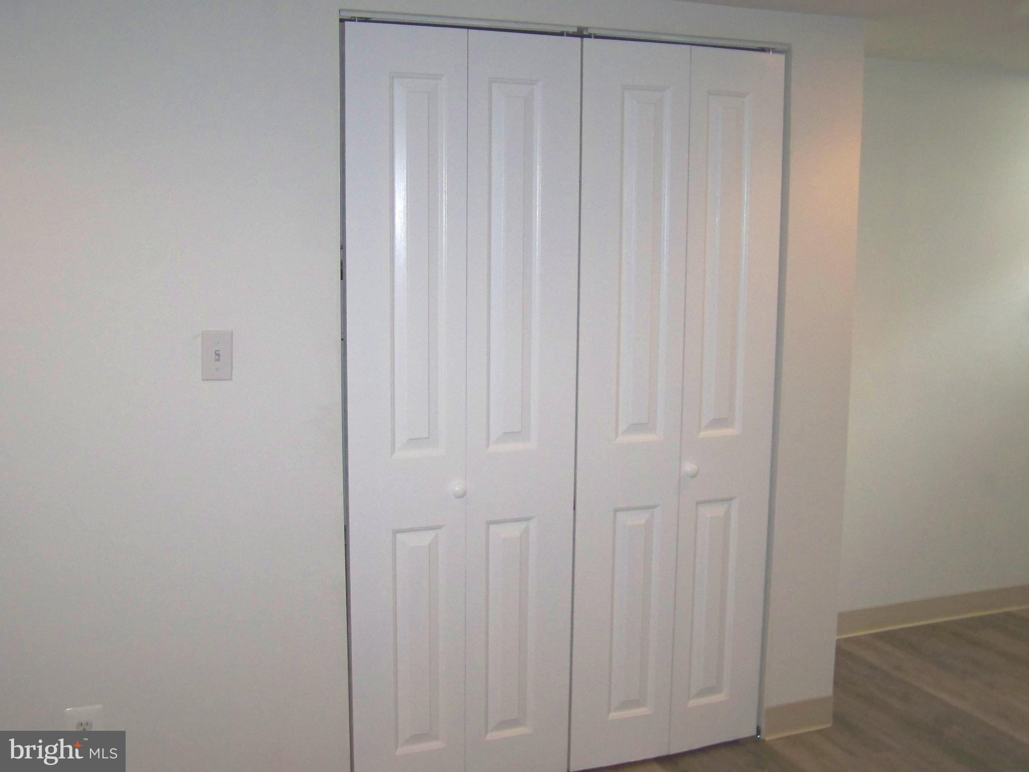 HILLBROOK - Residential