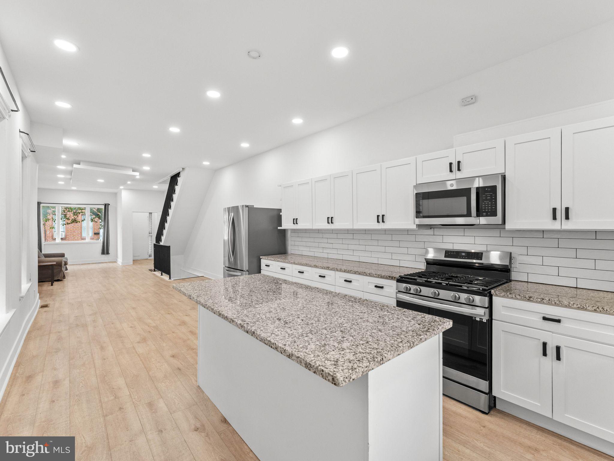 POINT BREEZE - Residential Lease