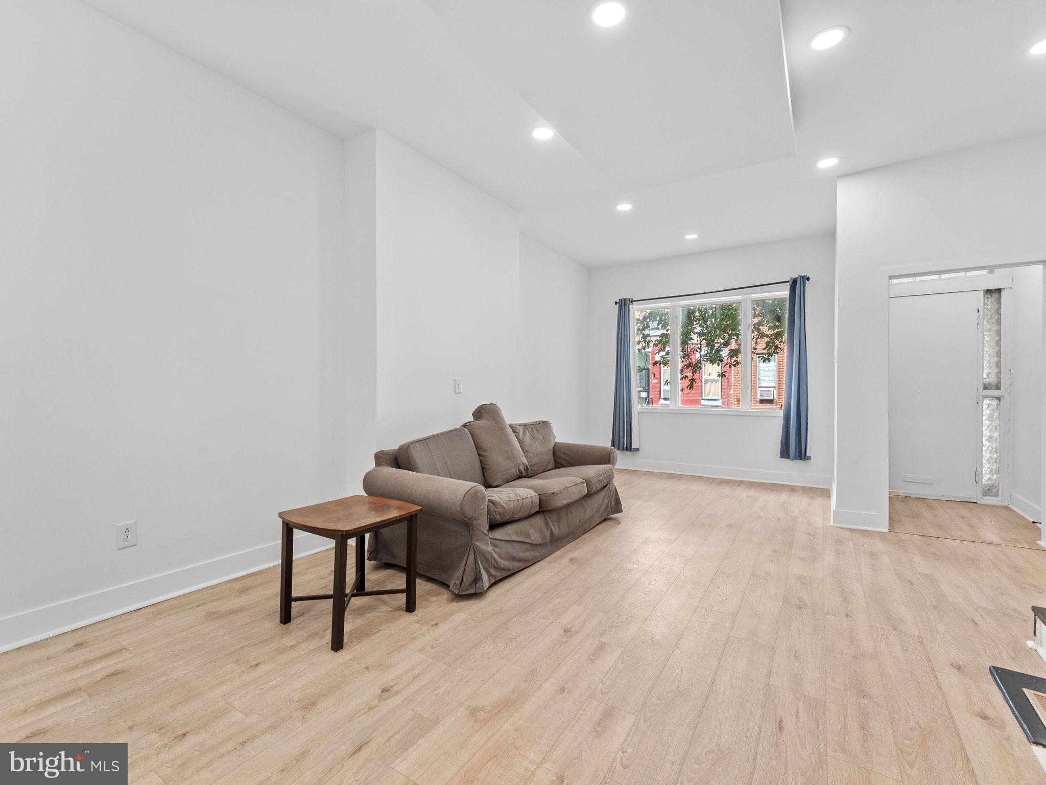 POINT BREEZE - Residential Lease