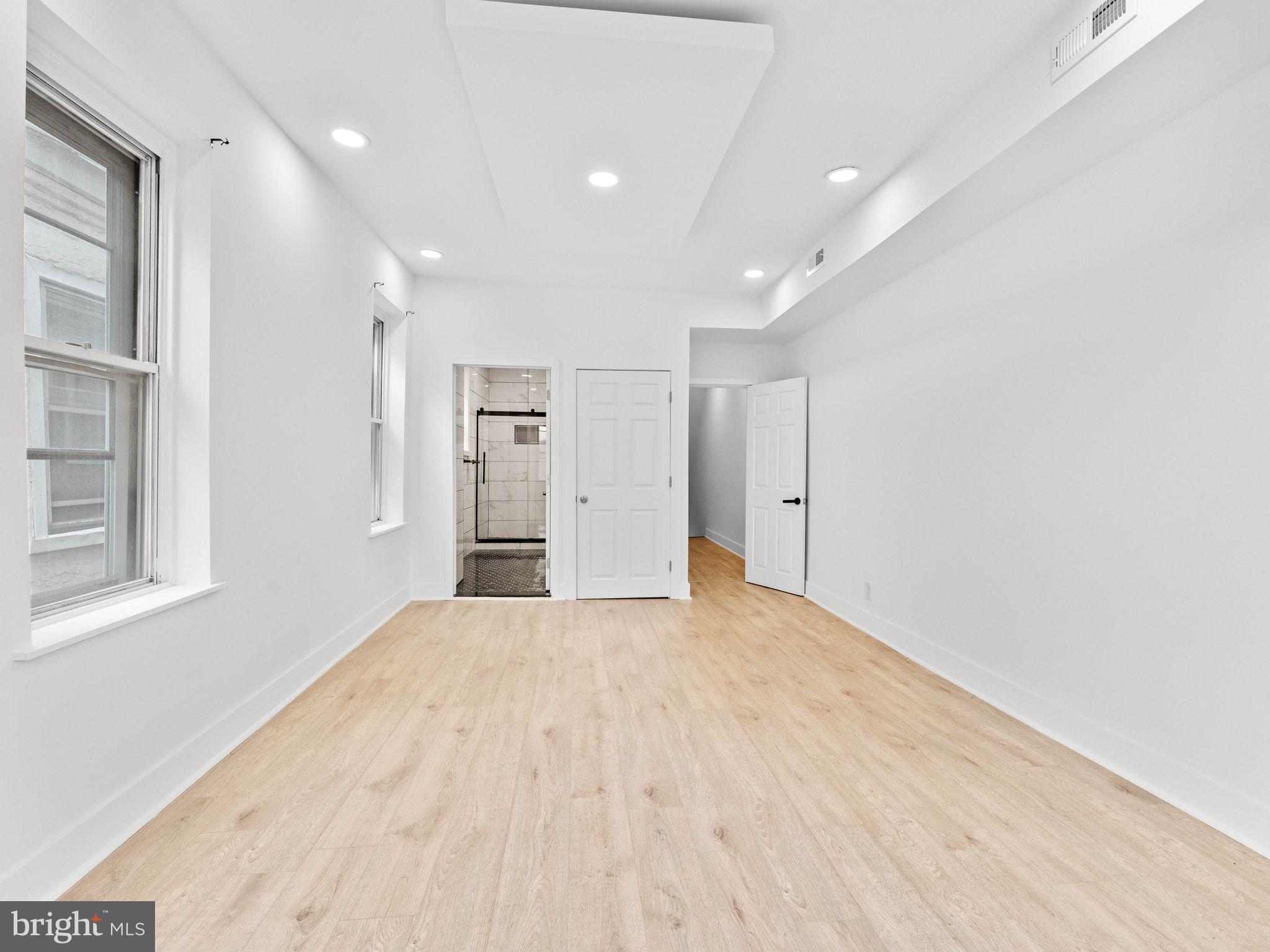 POINT BREEZE - Residential Lease