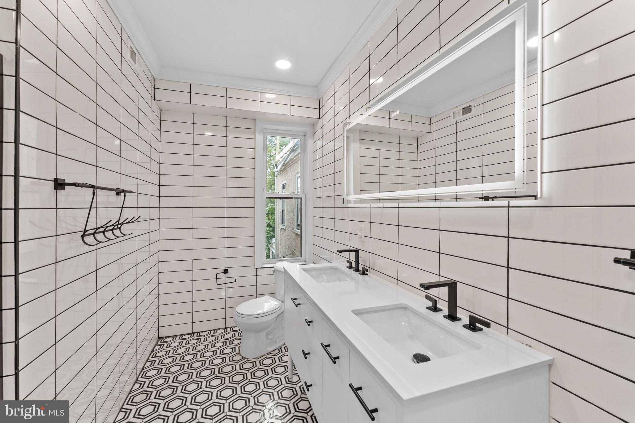 POINT BREEZE - Residential Lease