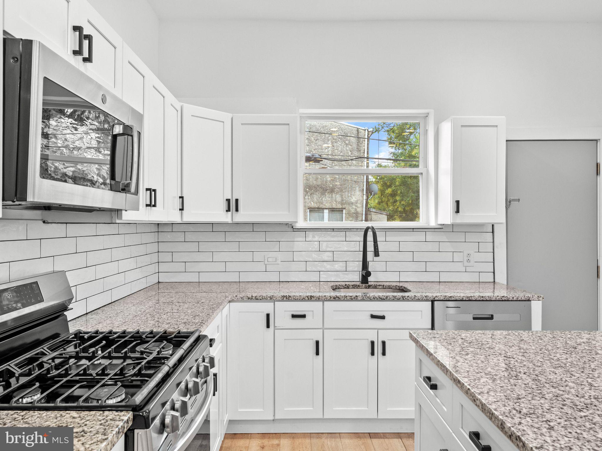 POINT BREEZE - Residential Lease