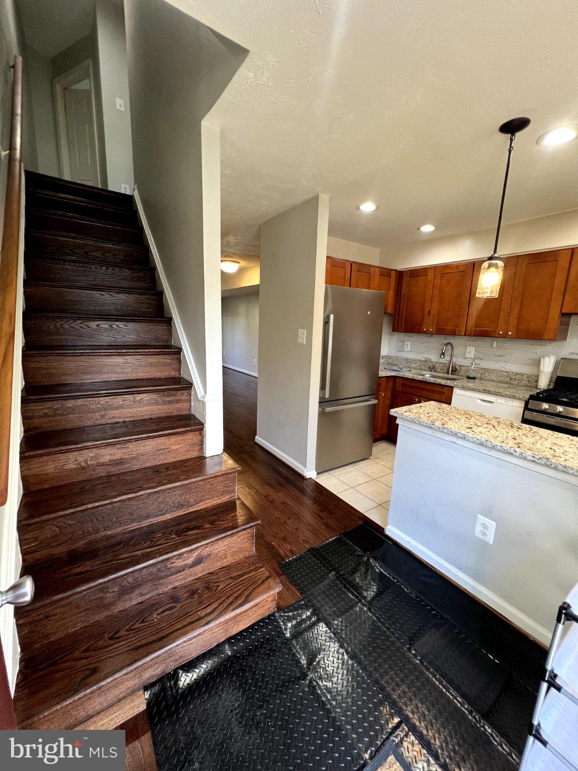 11124 ROCK GARDEN DRIVE