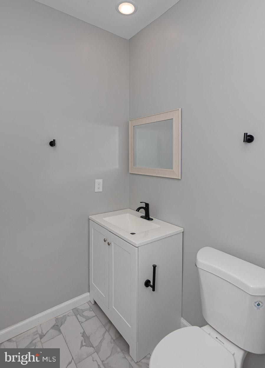 HILLENDALE PARK - Residential