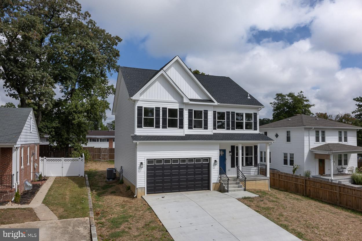 HILLENDALE PARK - Residential