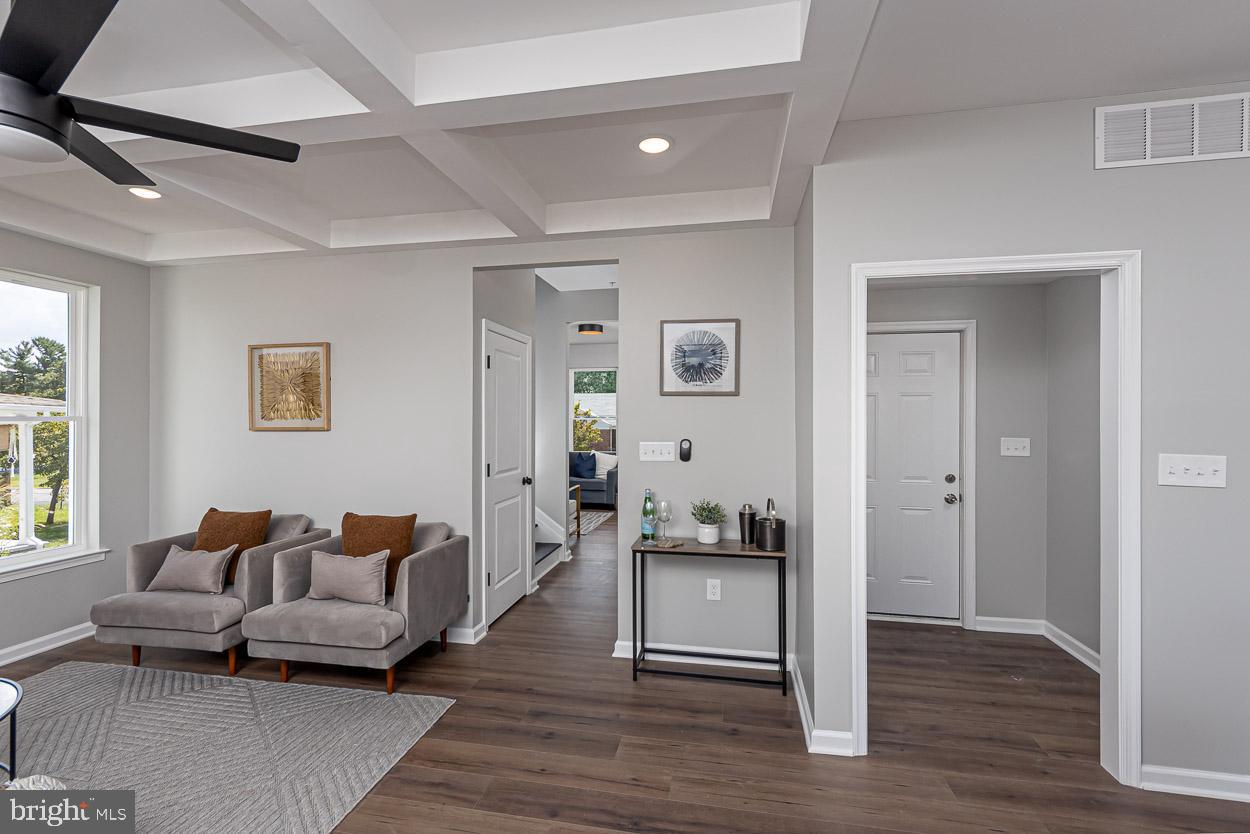 HILLENDALE PARK - Residential