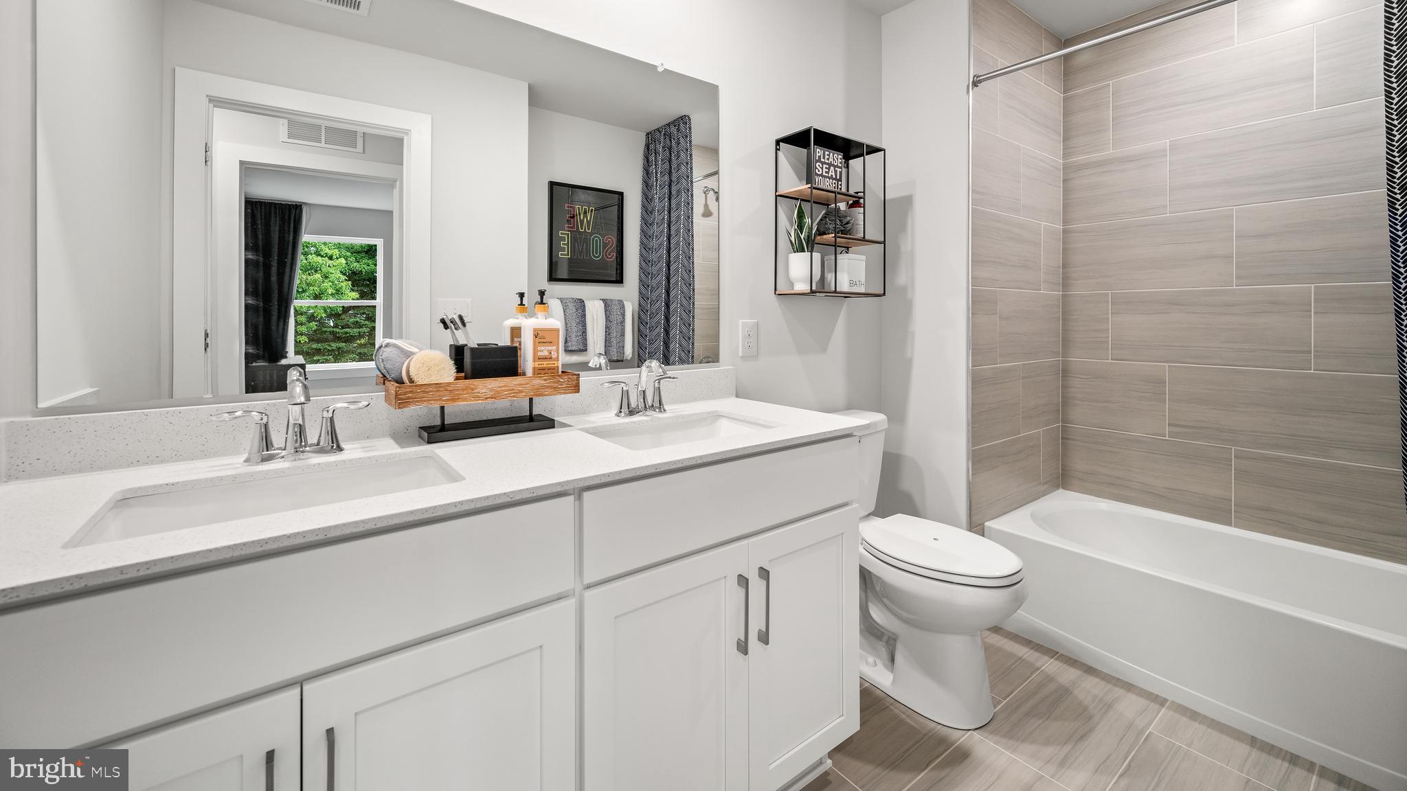 FARM VIEW - Residential