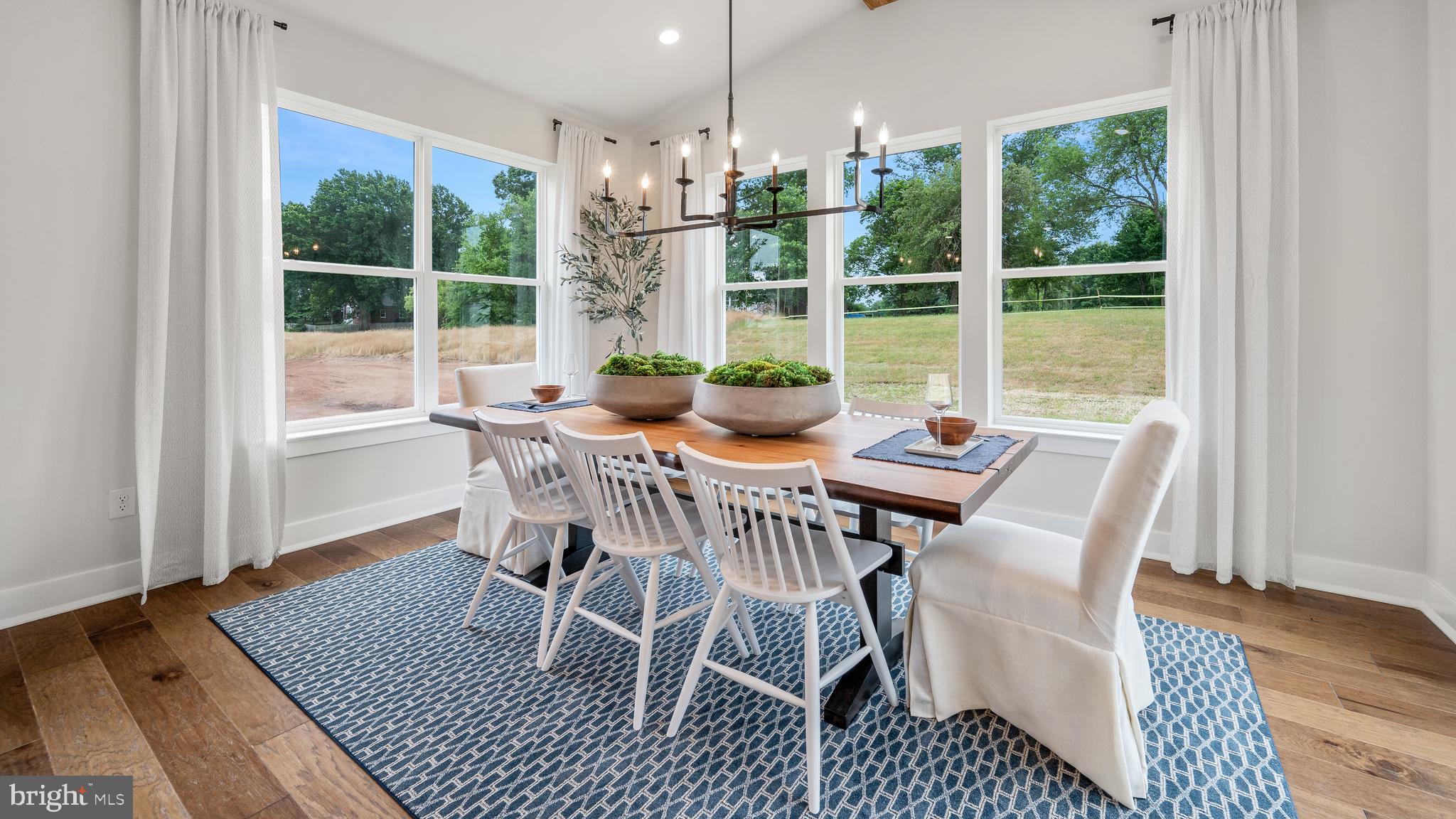 FARM VIEW - Residential