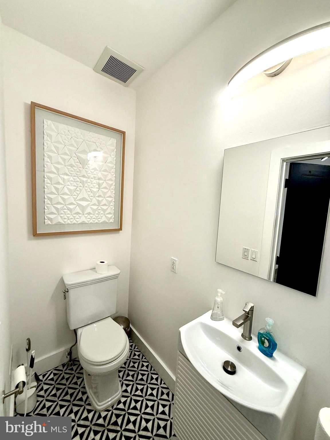 FISHTOWN - Commercial Lease