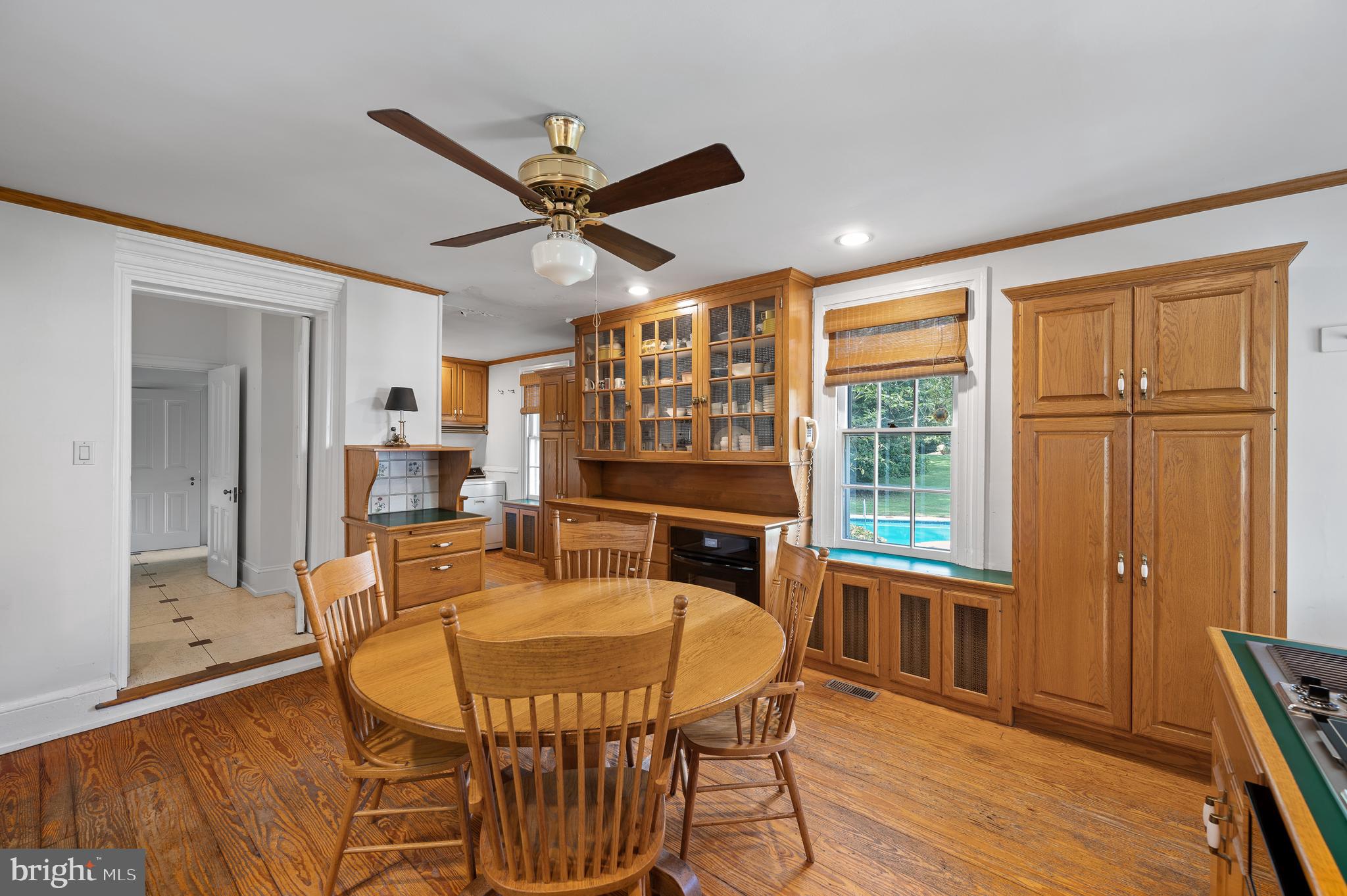 GLADWYNE - Residential