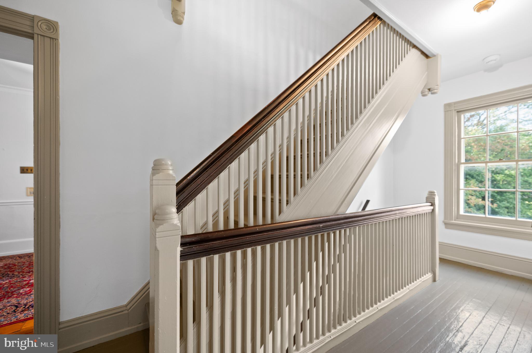 GLADWYNE - Residential