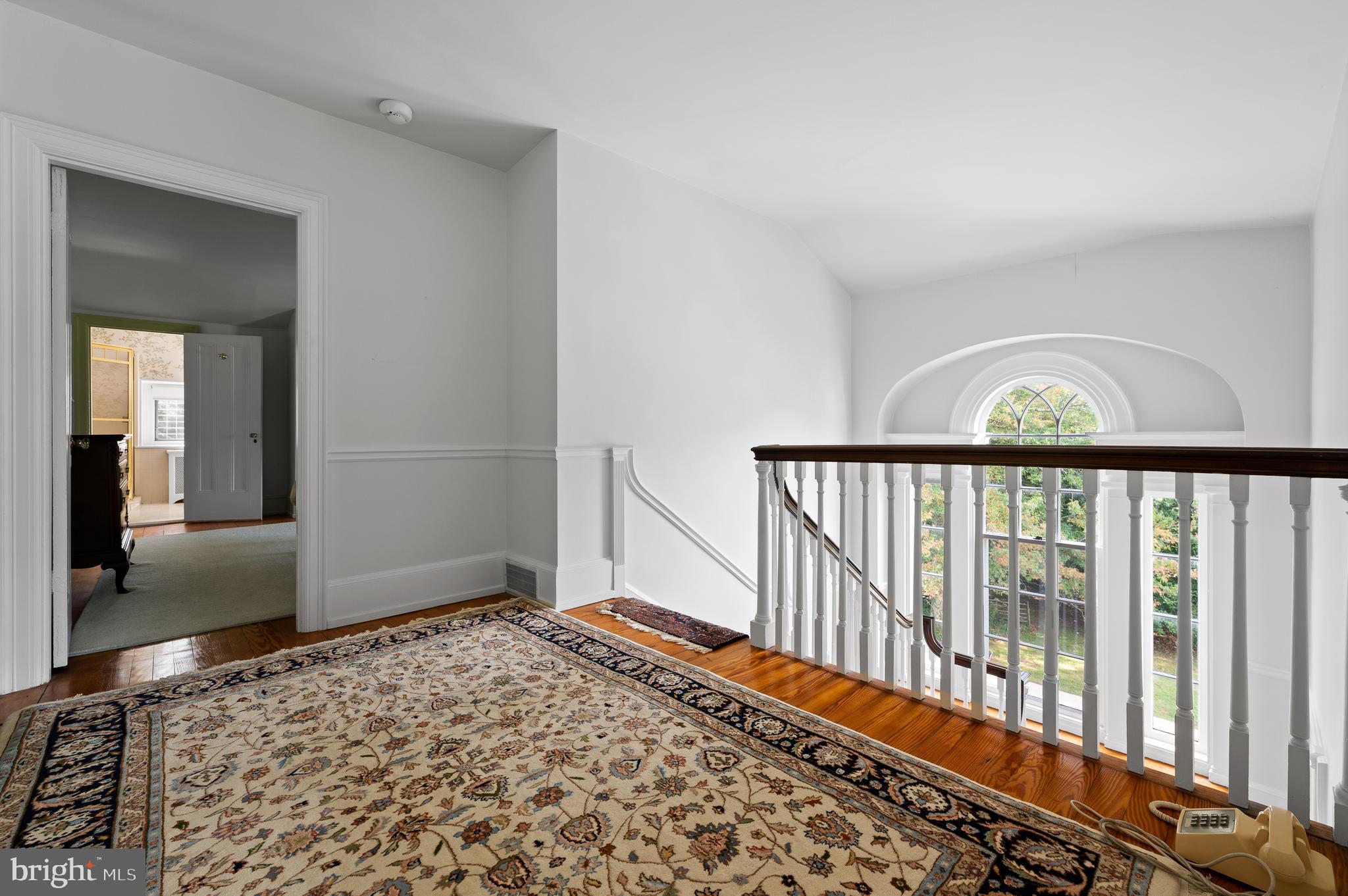 GLADWYNE - Residential