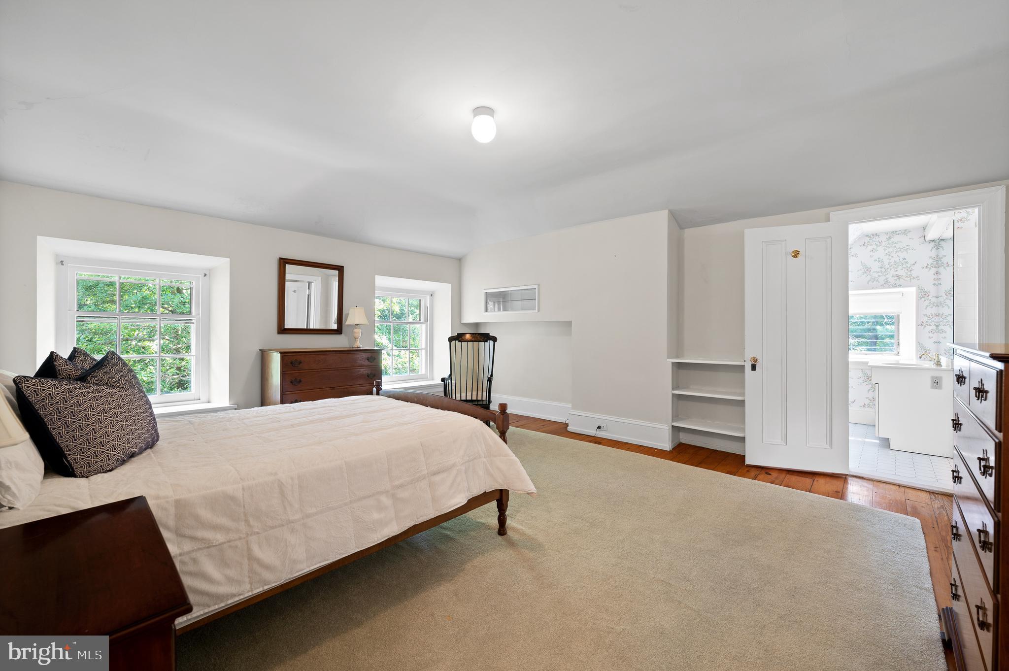 GLADWYNE - Residential