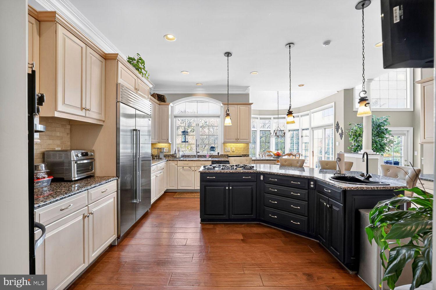 POTOMAC CHASE - Residential