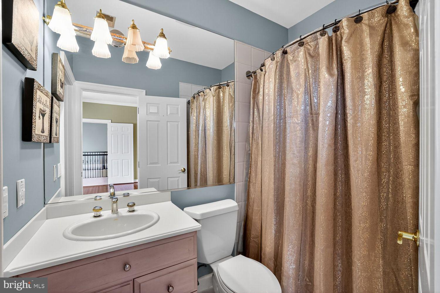 POTOMAC CHASE - Residential