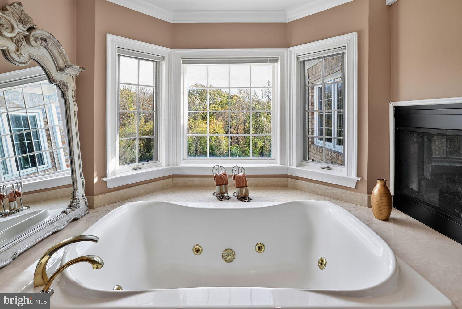 POTOMAC CHASE - Residential