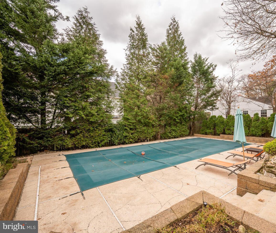 NORTH ARLINGTON - Residential