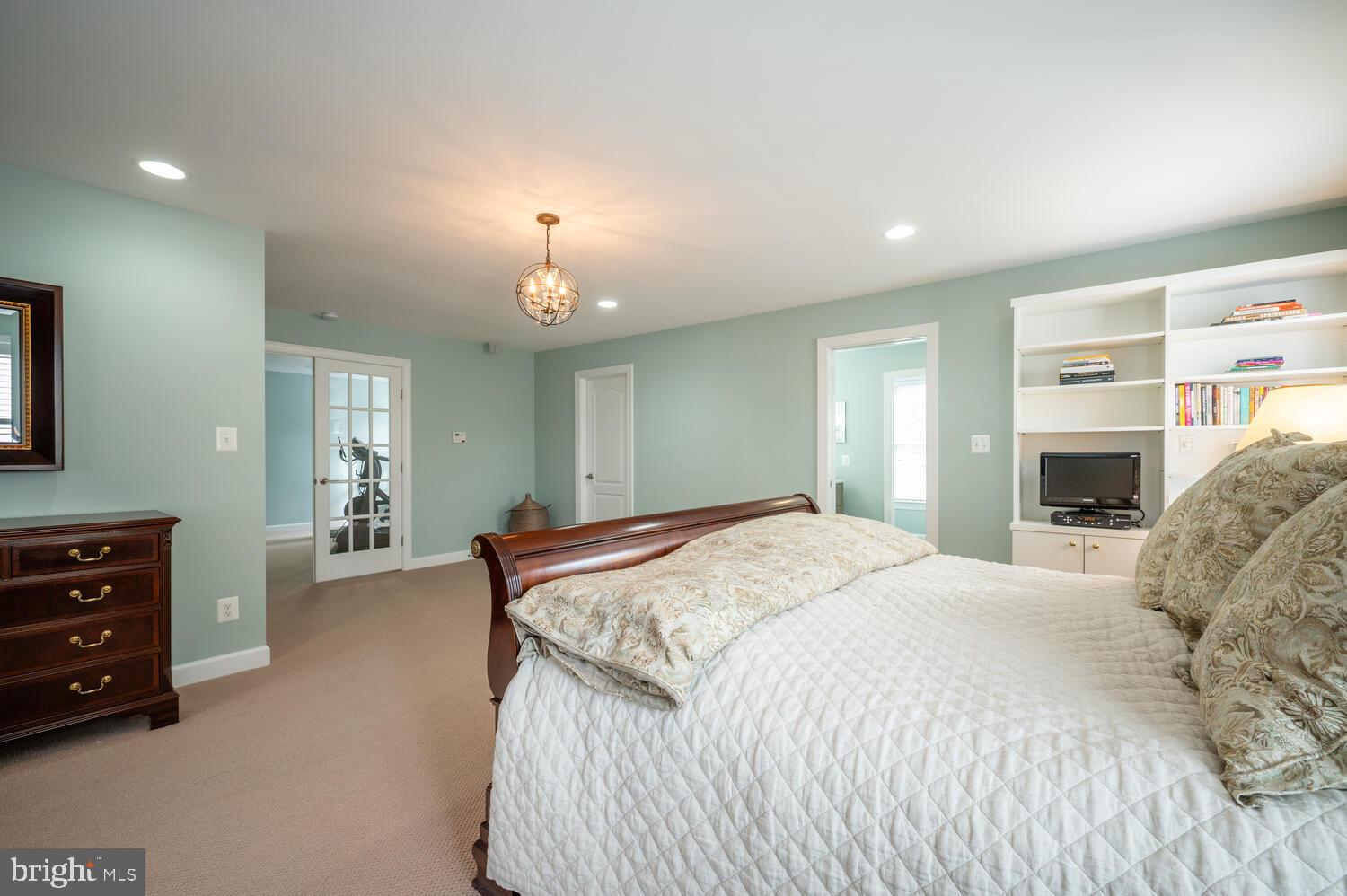 NORTH ARLINGTON - Residential