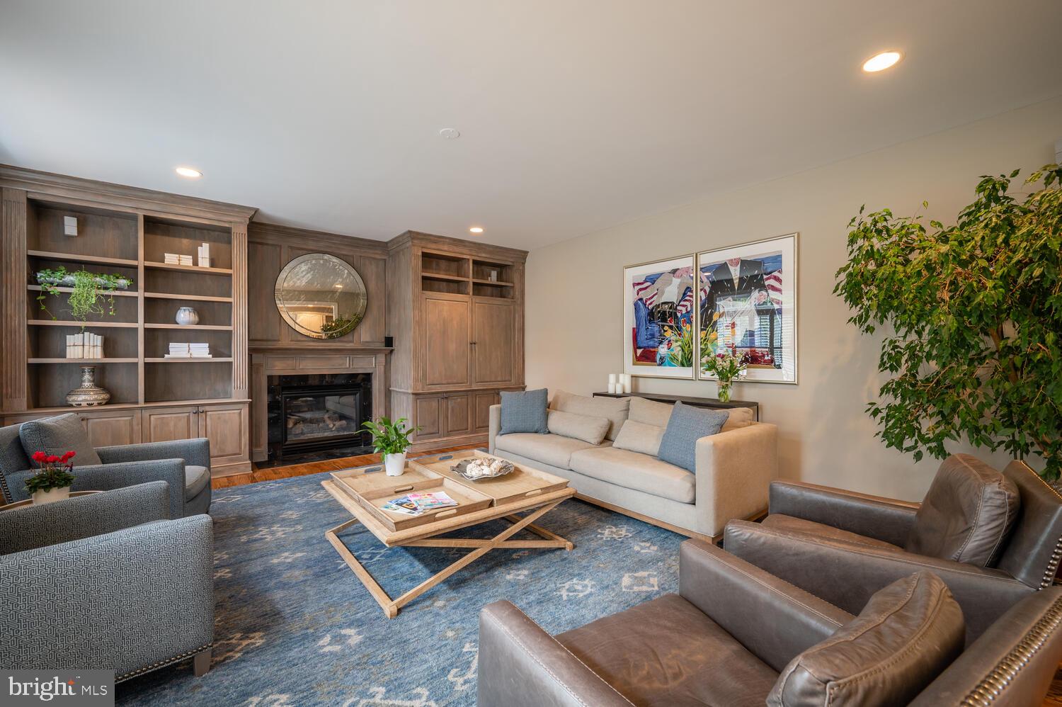 NORTH ARLINGTON - Residential