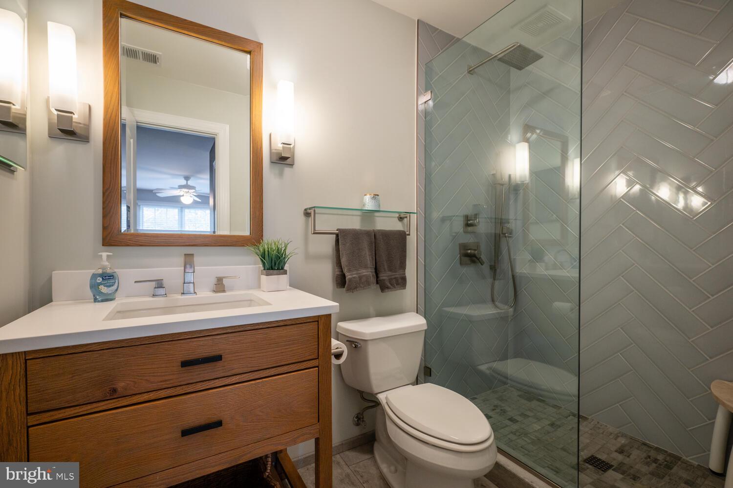 NORTH ARLINGTON - Residential