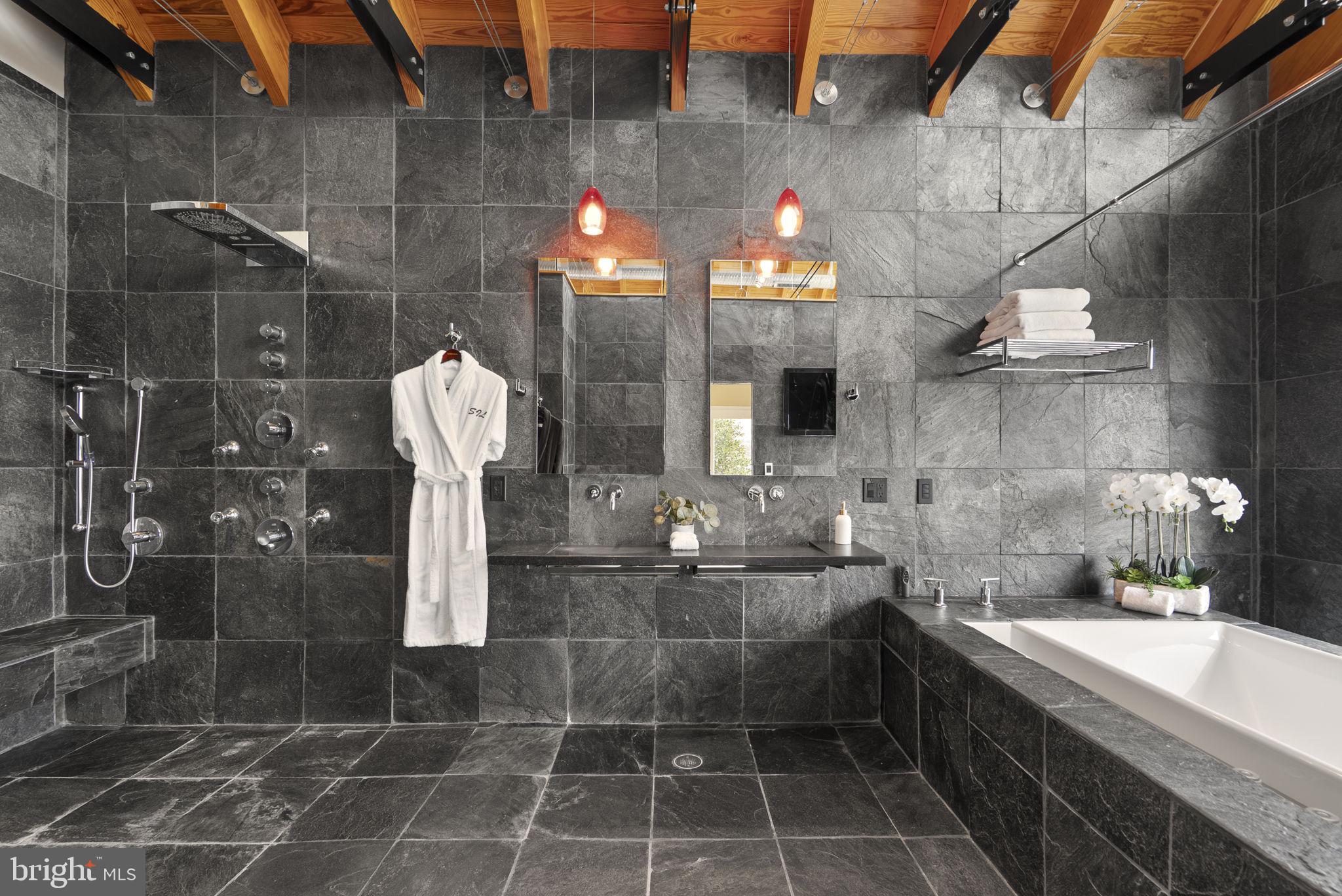 BAY RIDGE - Residential