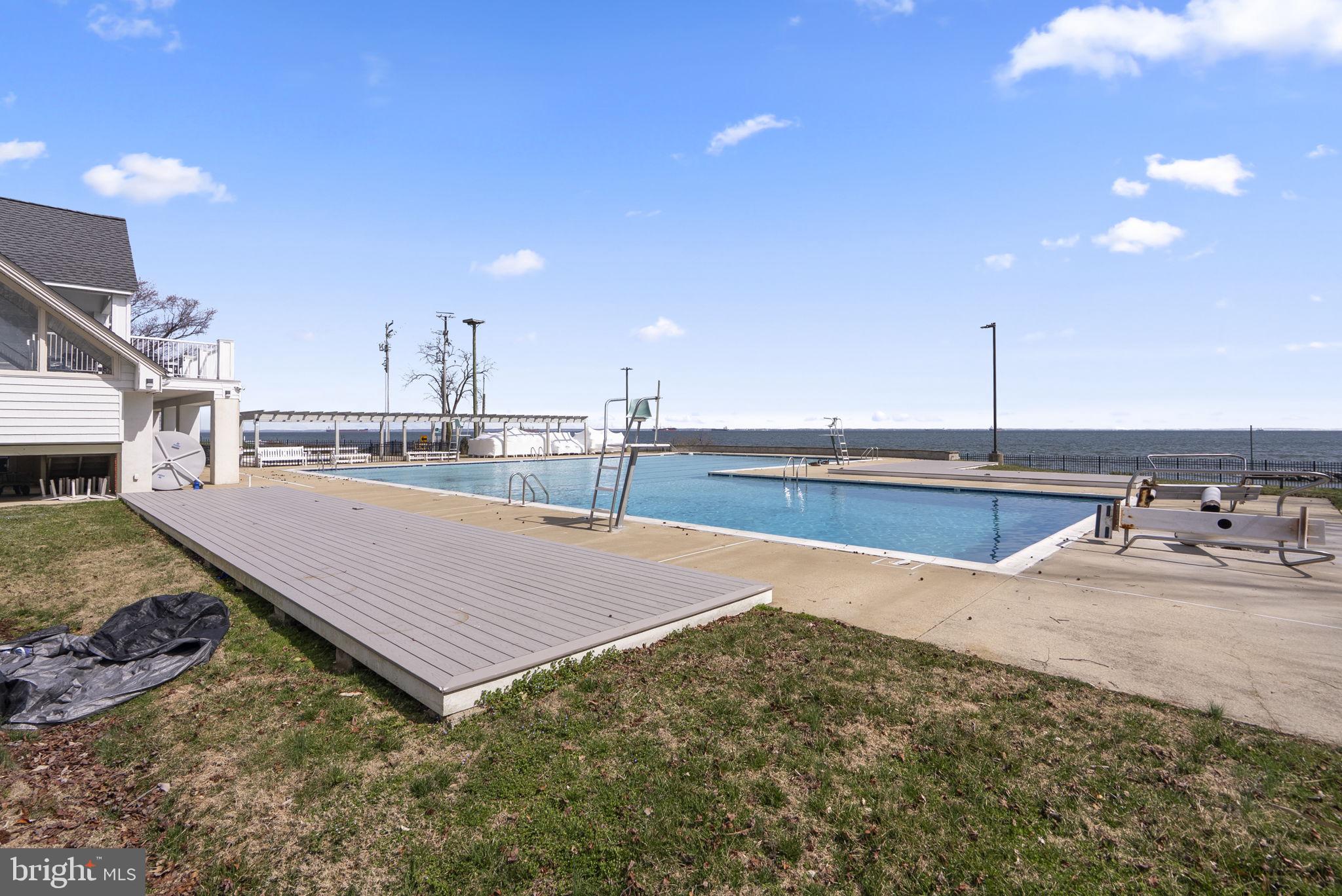 BAY RIDGE - Residential