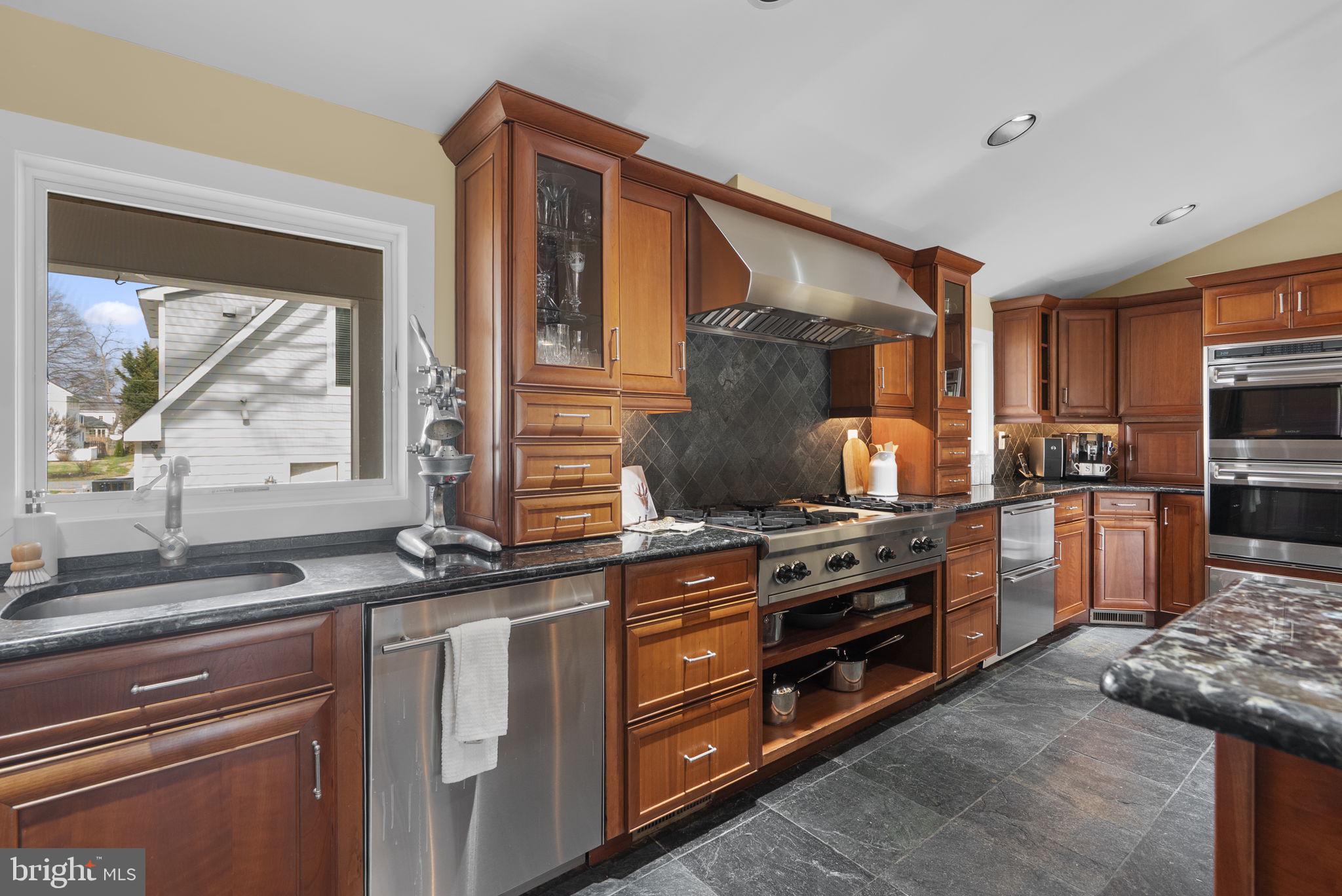 BAY RIDGE - Residential