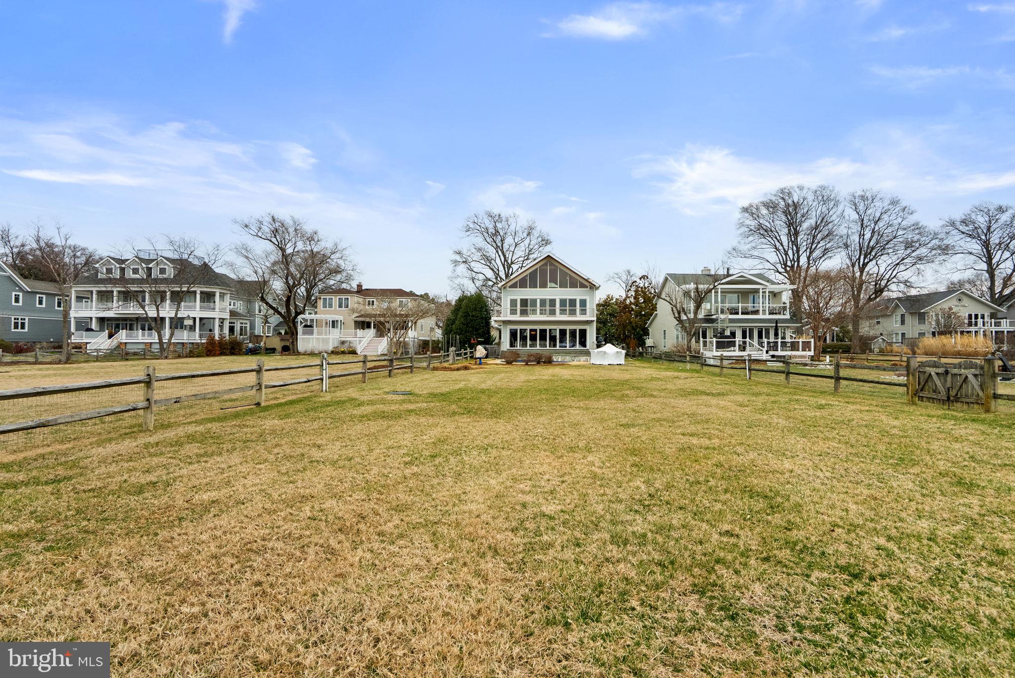 BAY RIDGE - Residential