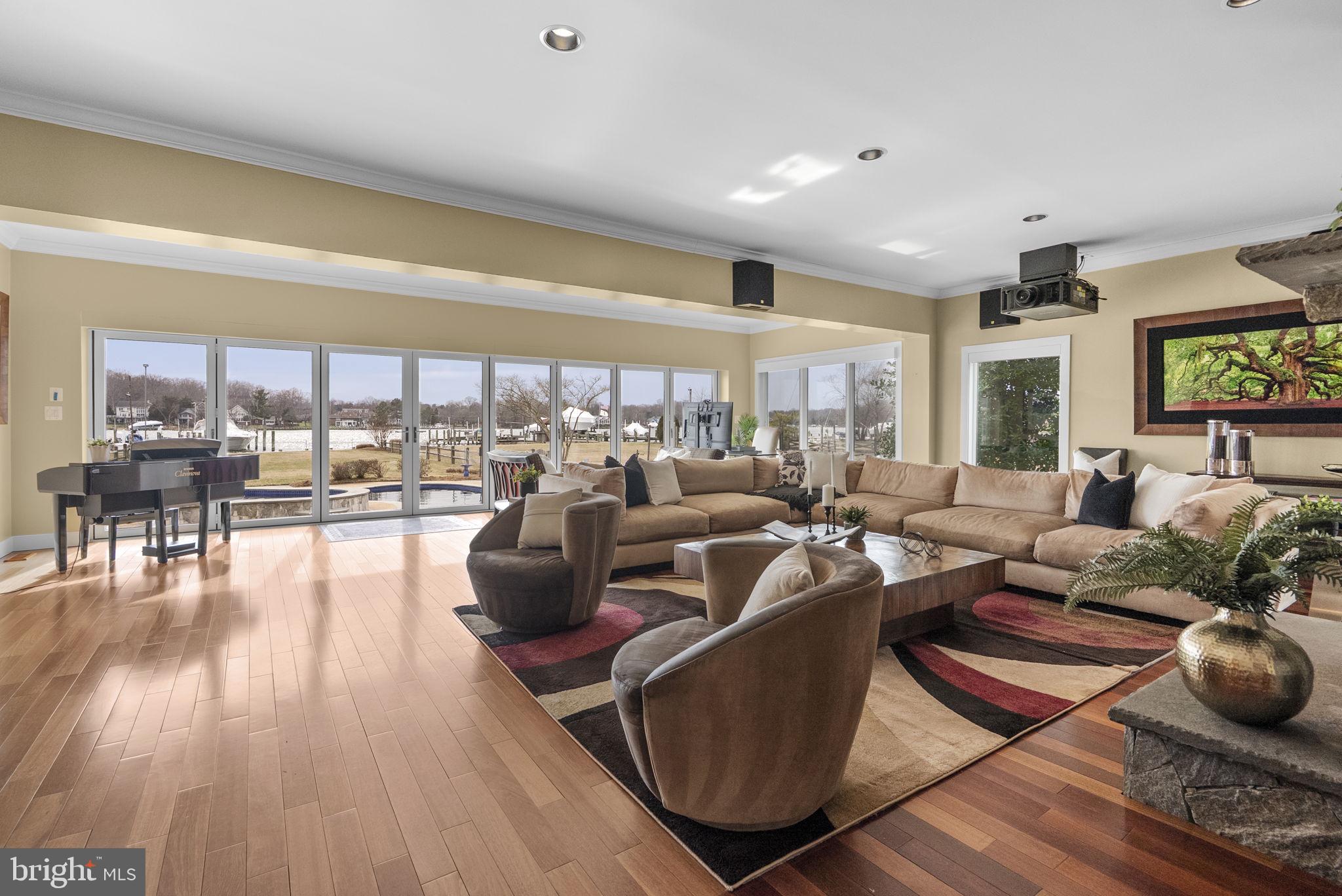 BAY RIDGE - Residential