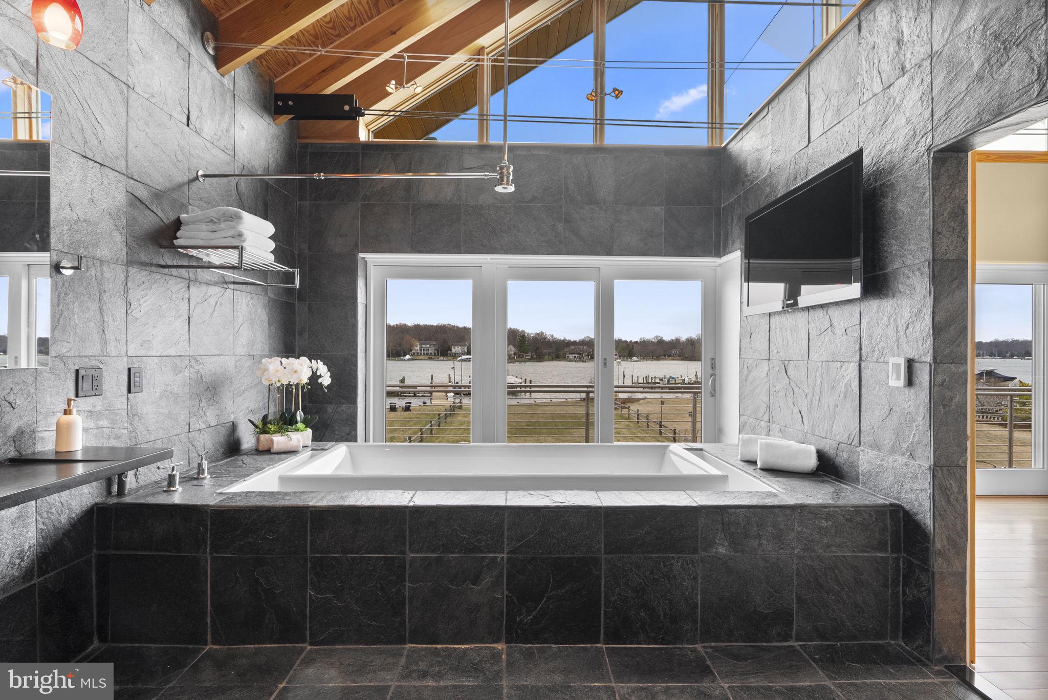 BAY RIDGE - Residential