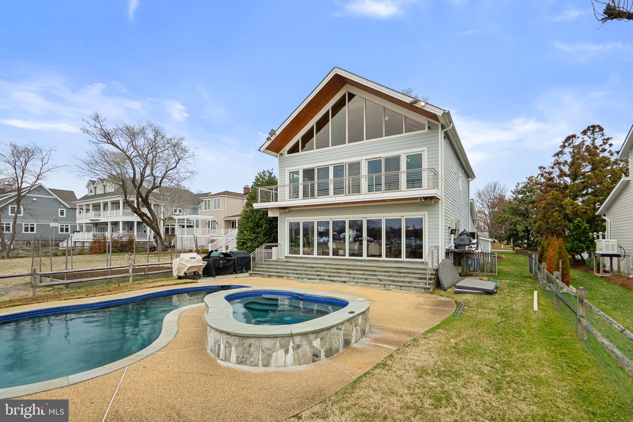 BAY RIDGE - Residential