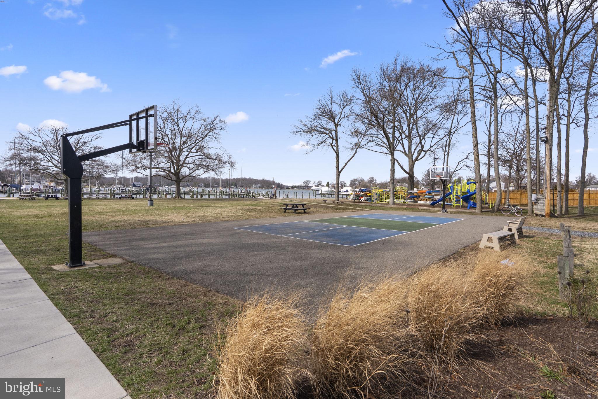 BAY RIDGE - Residential