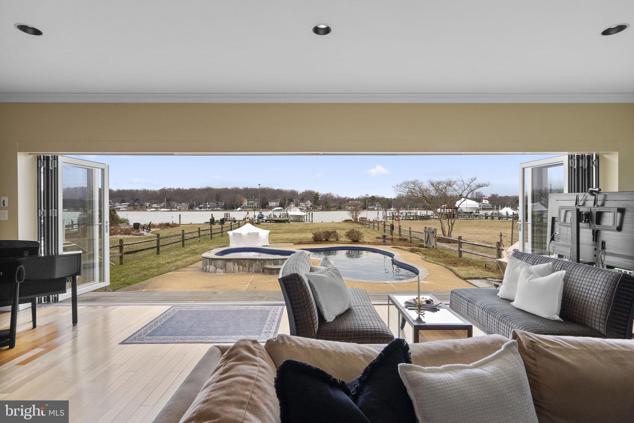 BAY RIDGE - Residential