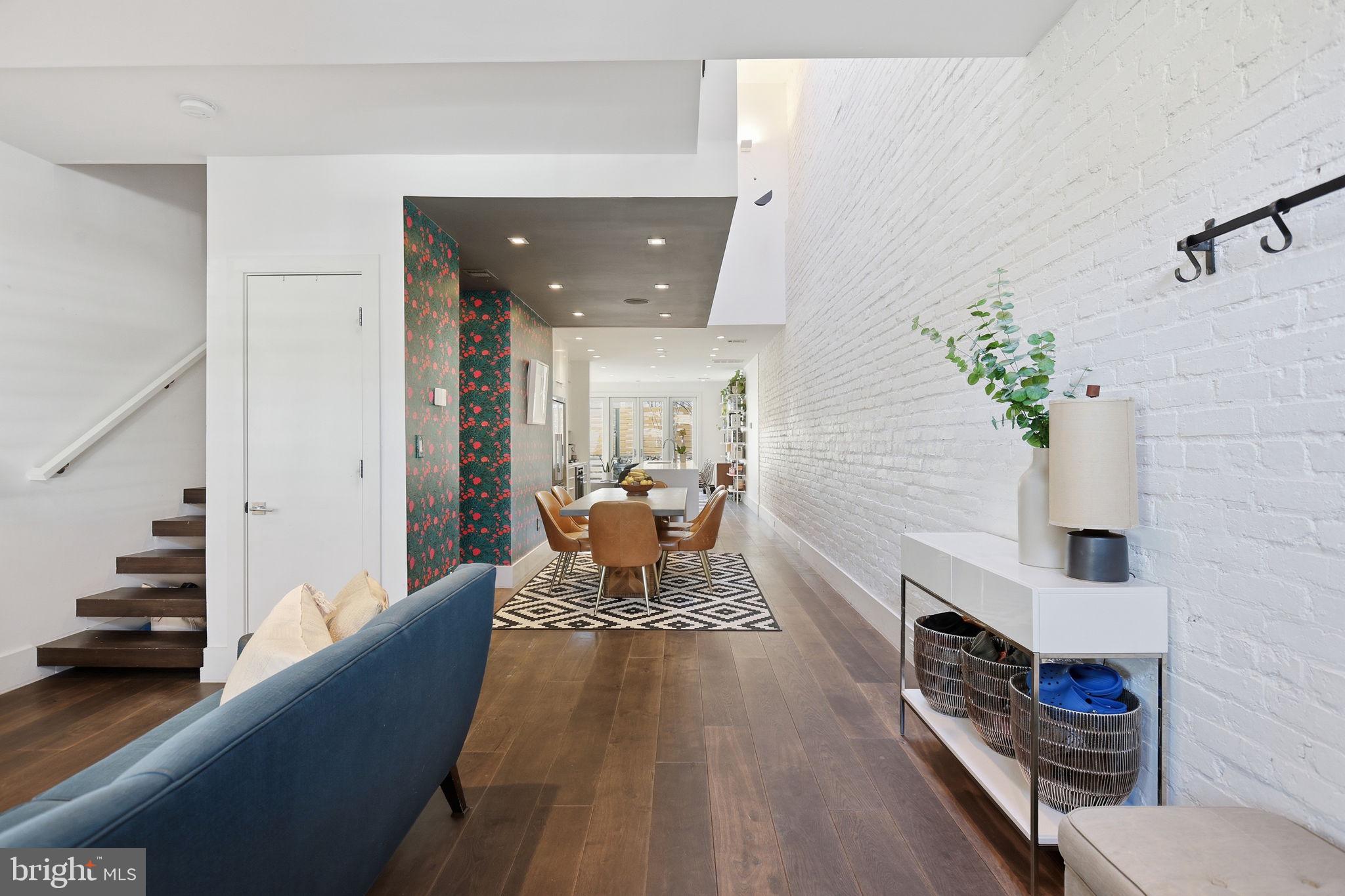 1331 CONSTITUTION AVENUE NE