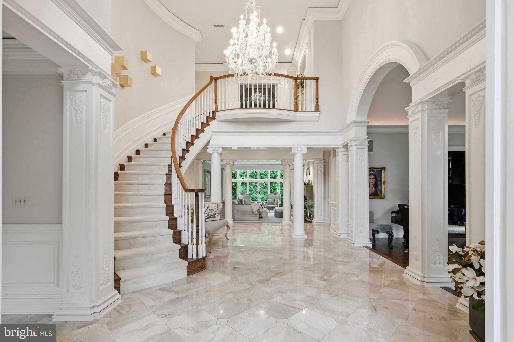 1204 DAVISWOOD DRIVE