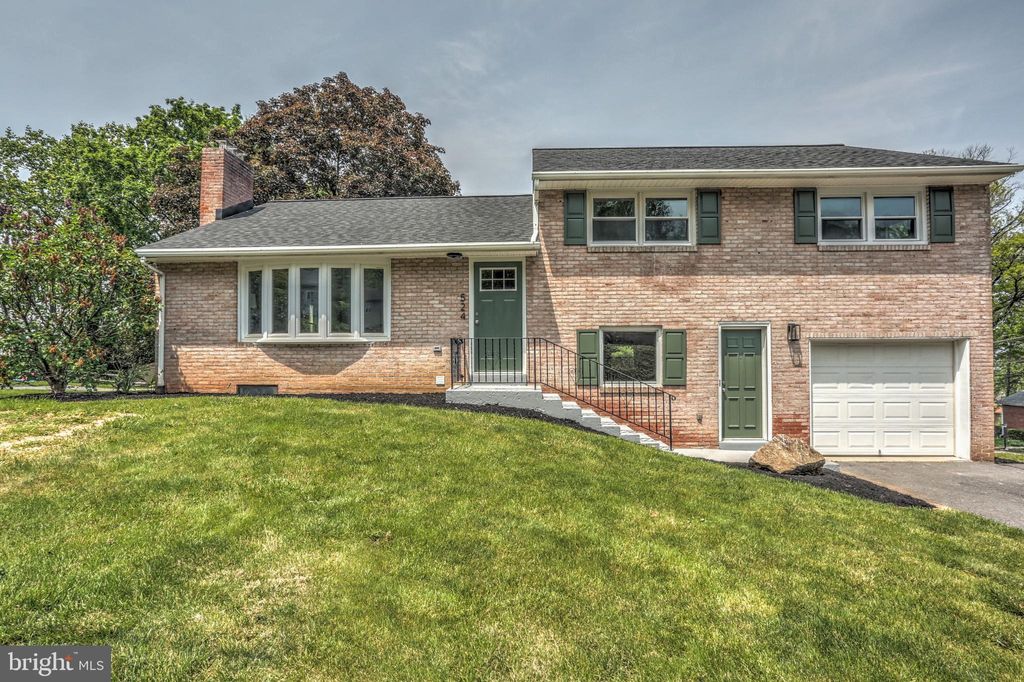 Photo of 524 N MAPLE ST, EPHRATA, PA 17522 (MLS # PALA2034320)