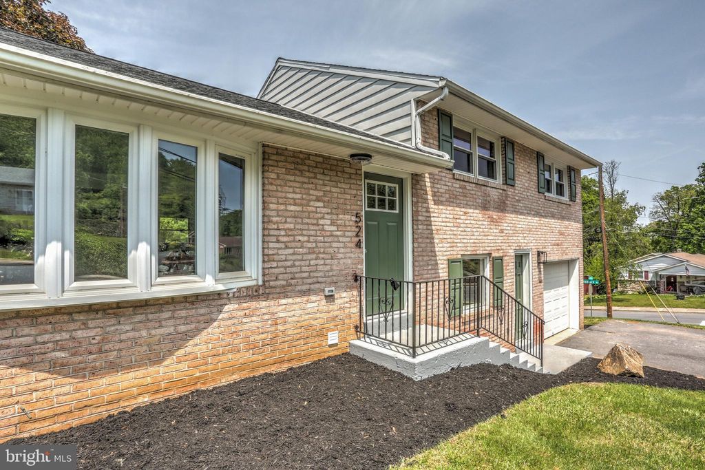 Photo of 524 N MAPLE ST, EPHRATA, PA 17522 (MLS # PALA2034320)