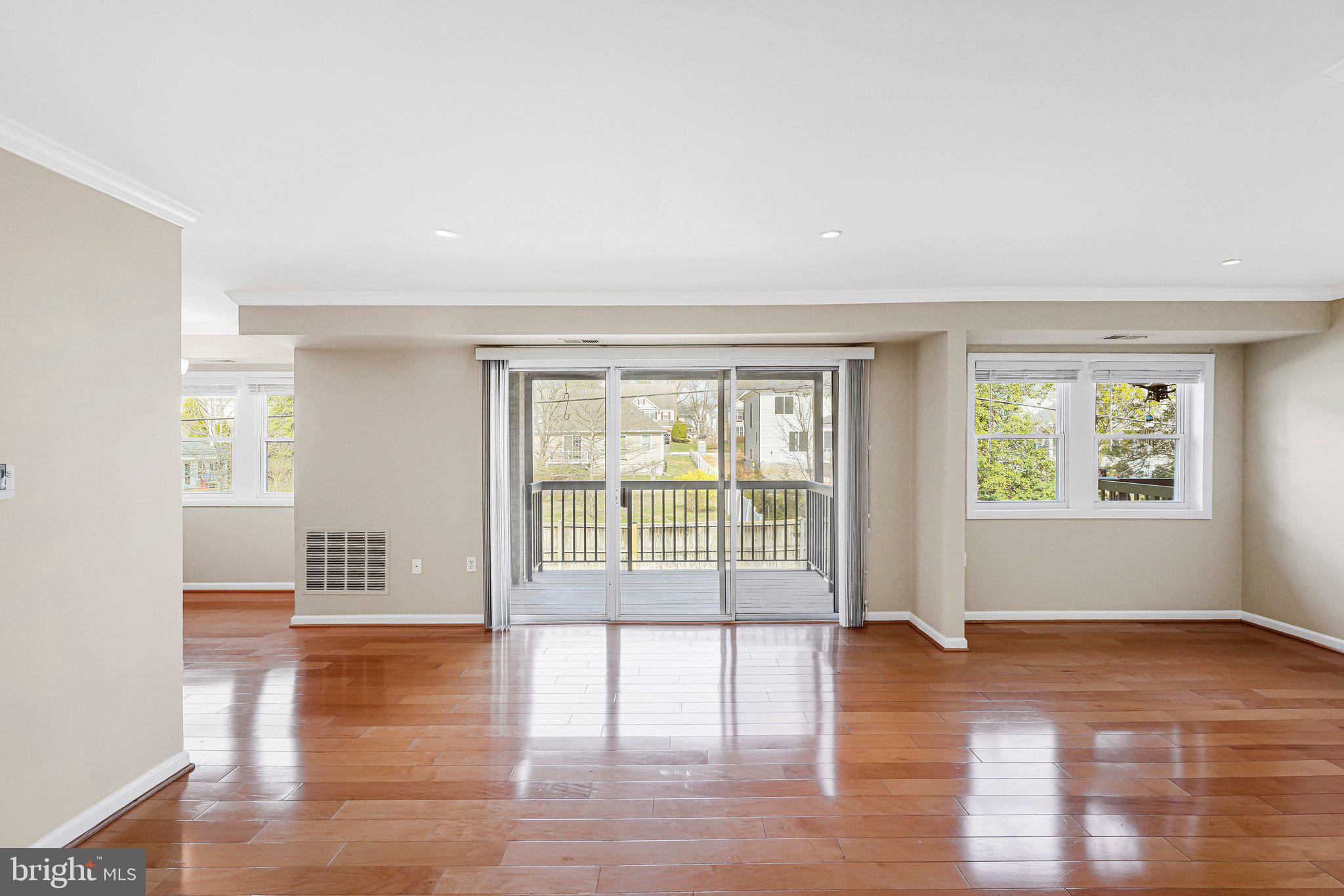 PARK TERRACE - Residential