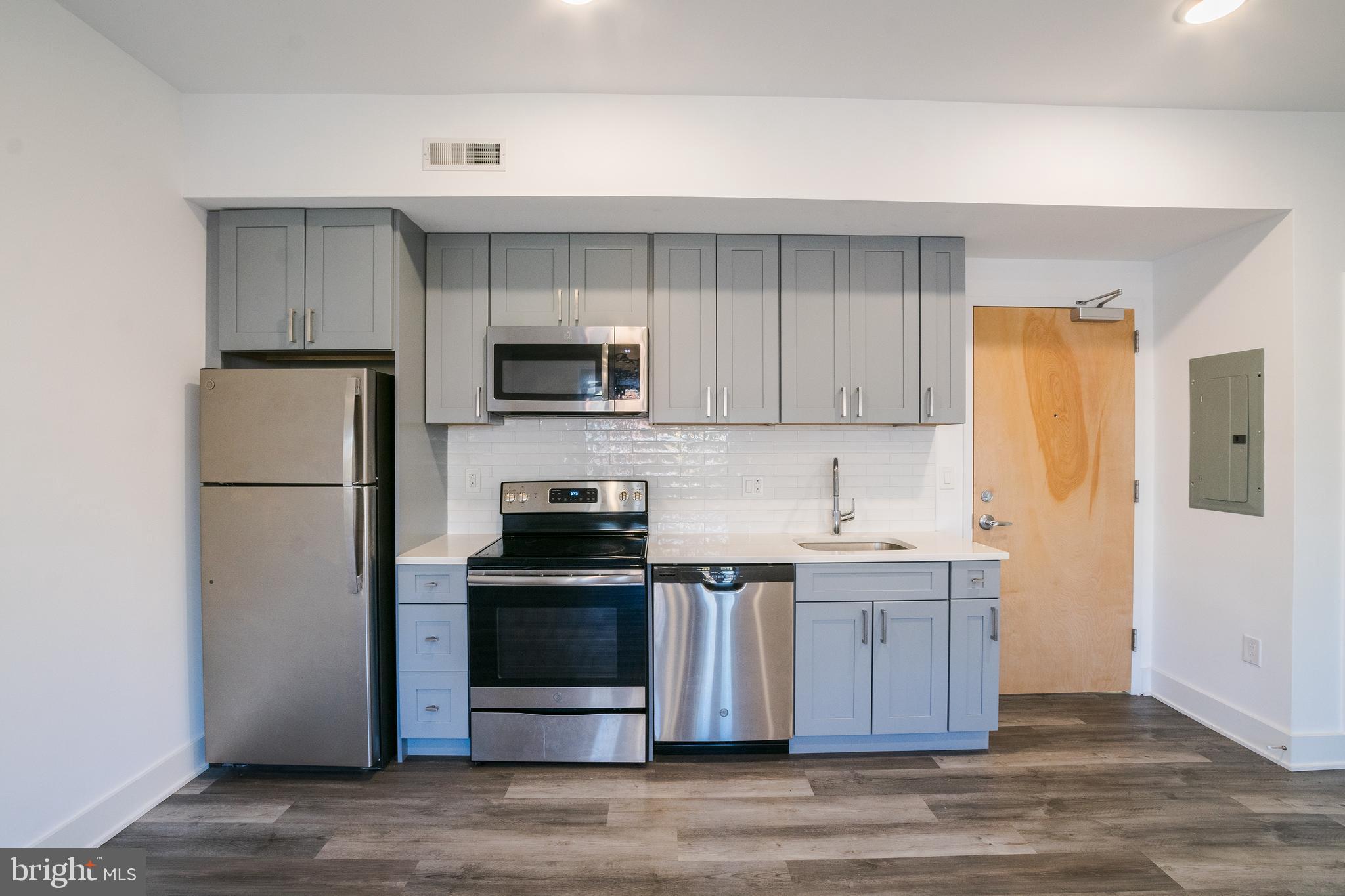 GRADUATE HOSPITAL - Residential Lease