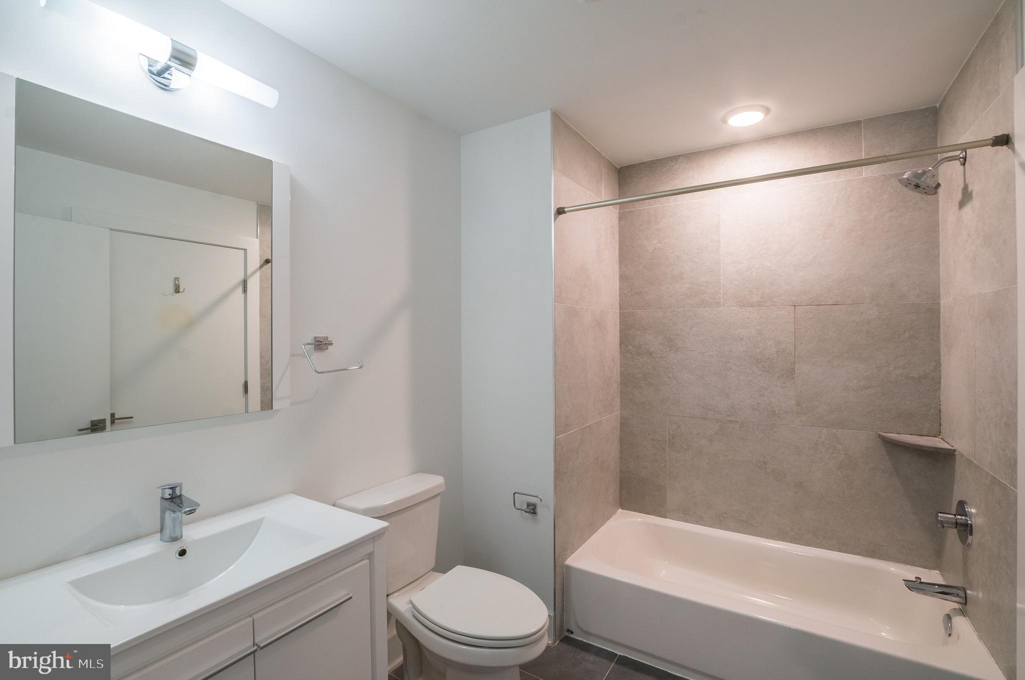 GRADUATE HOSPITAL - Residential Lease