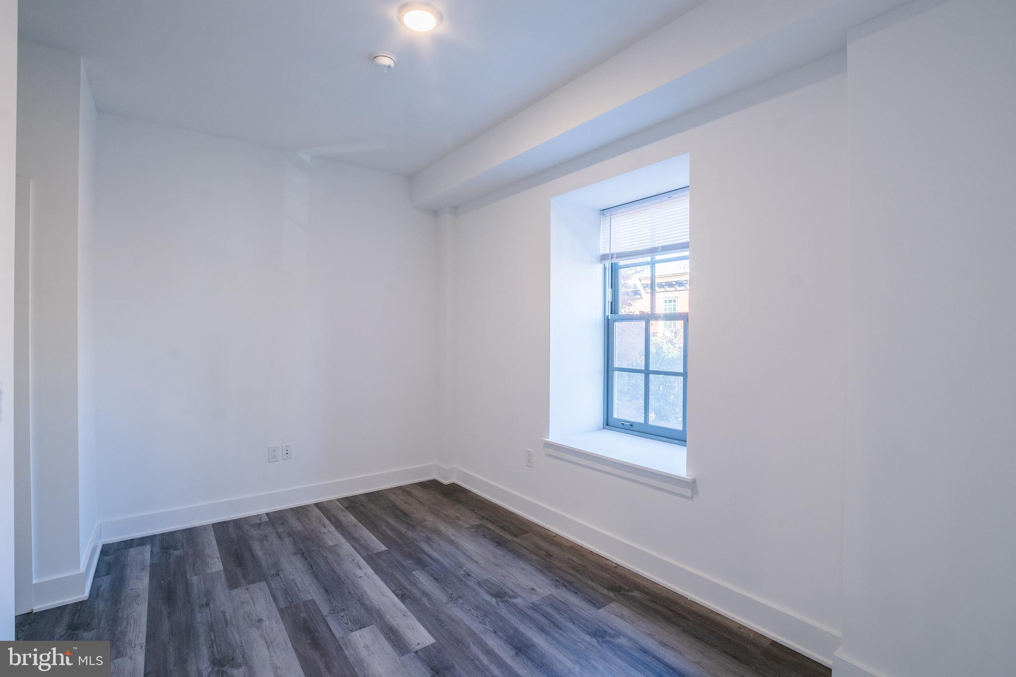 GRADUATE HOSPITAL - Residential Lease