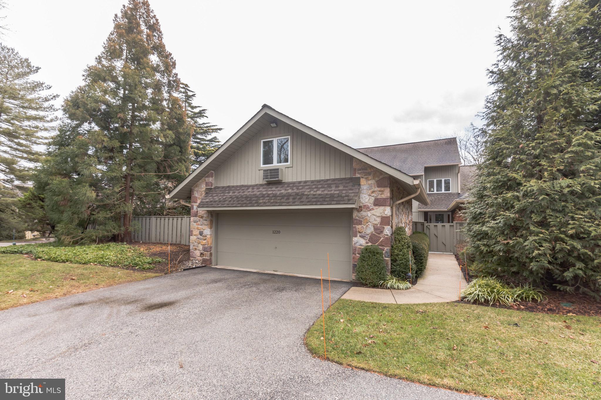 HERMITAGE - Residential