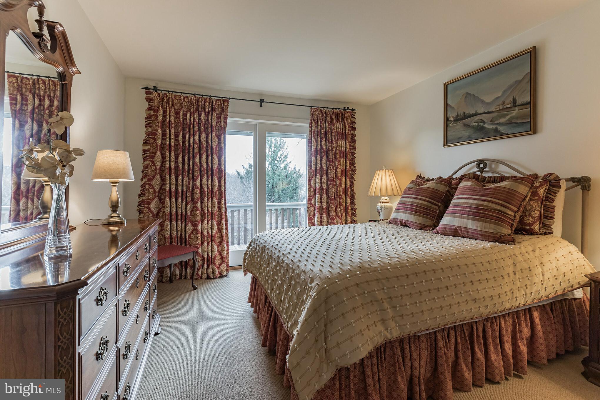 HERMITAGE - Residential