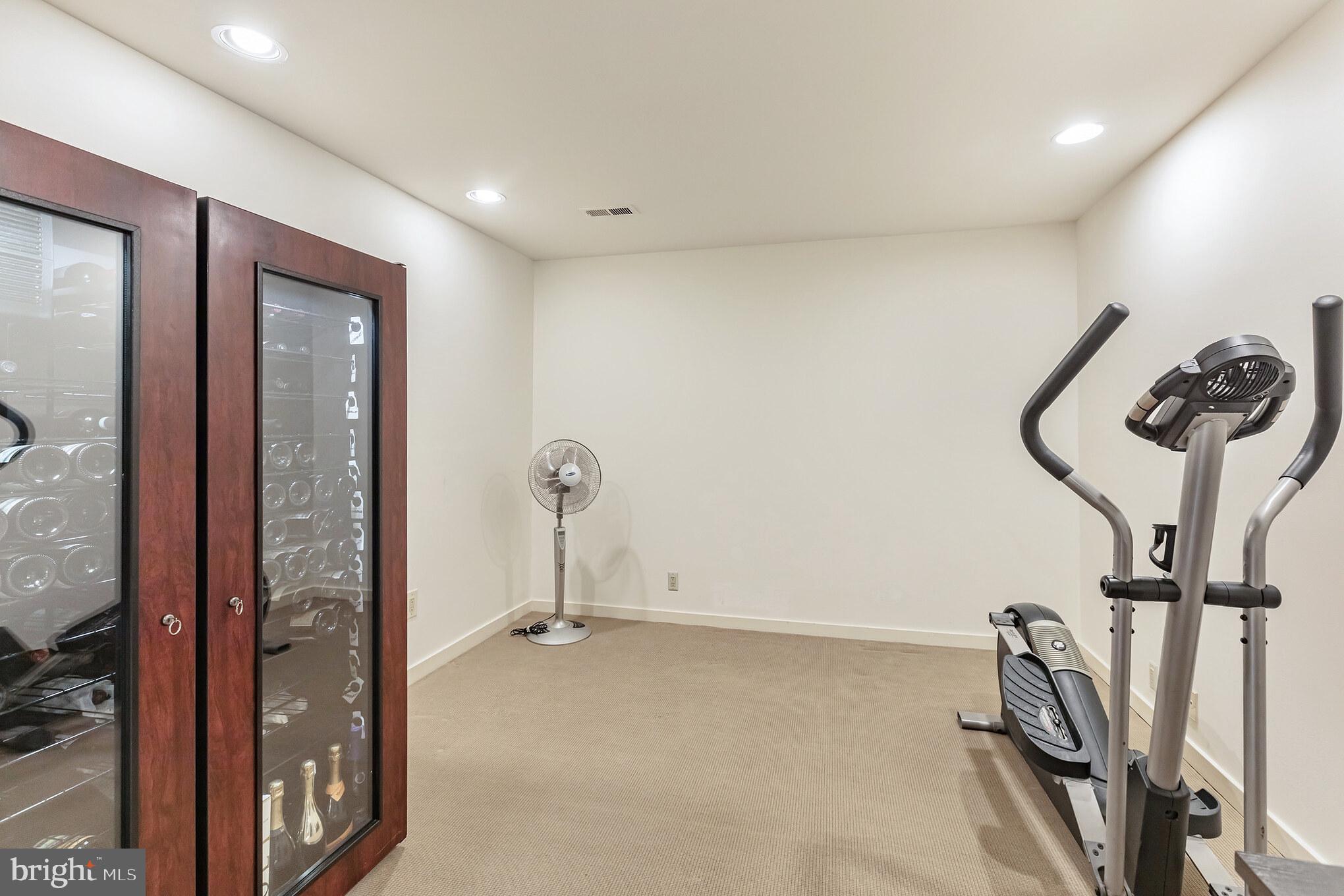 HERMITAGE - Residential