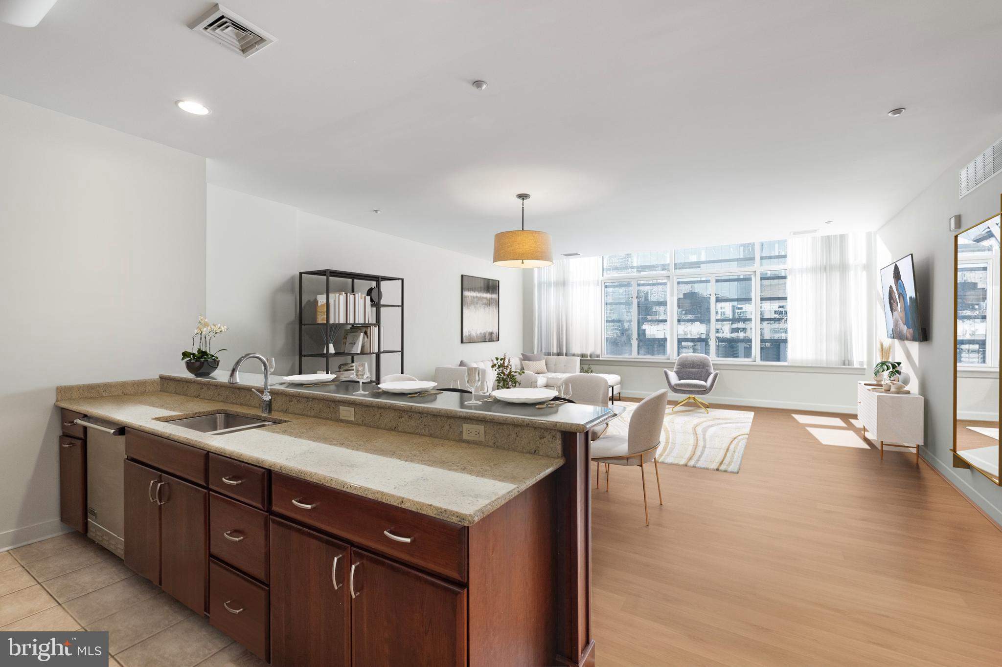 RITTENHOUSE SQUARE - Residential