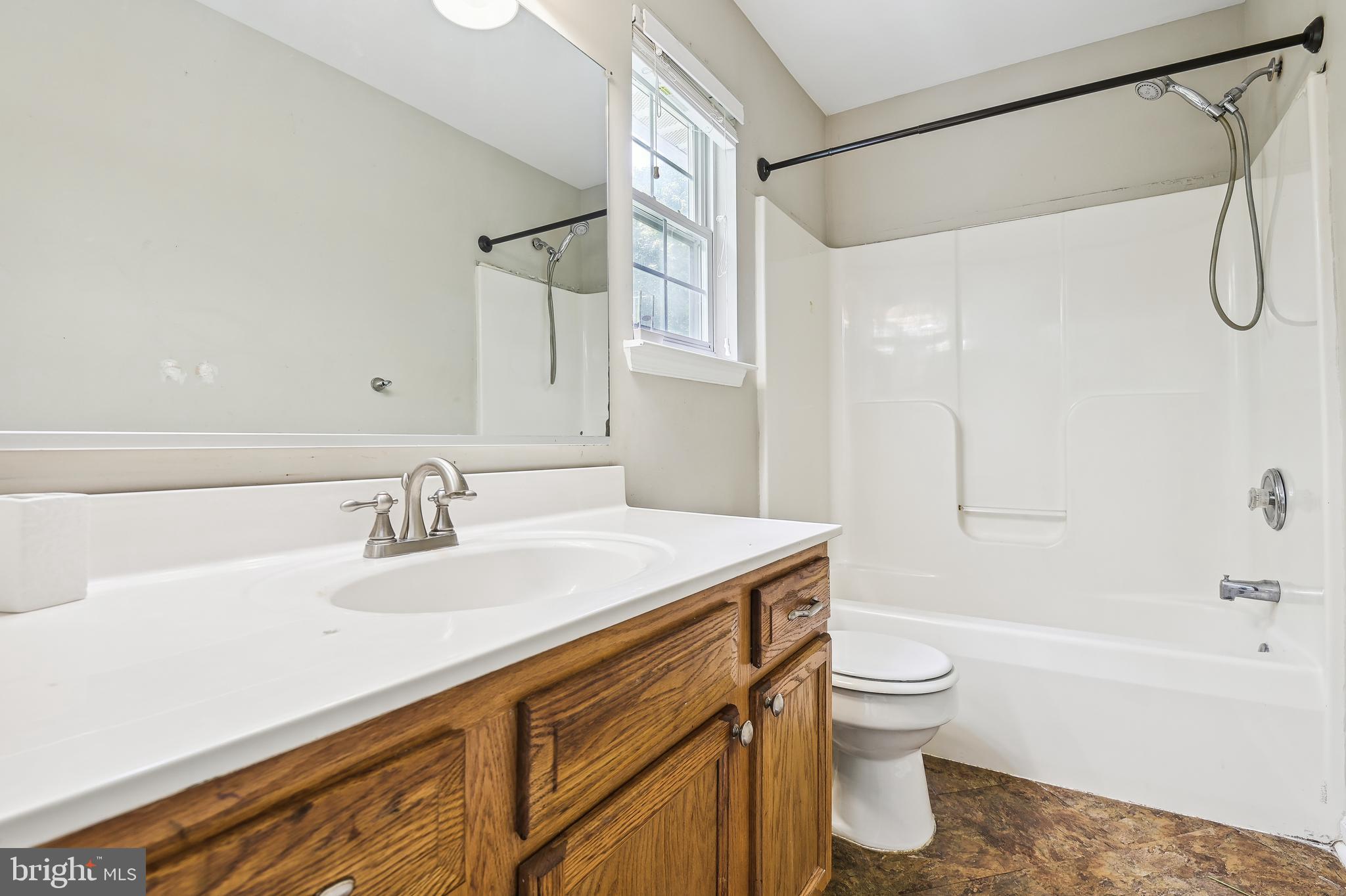 MATTHEWS WOODS - Residential